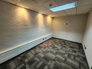 Oficina en renta con 7 ambientes en zona 14 Ref-4924 - 3