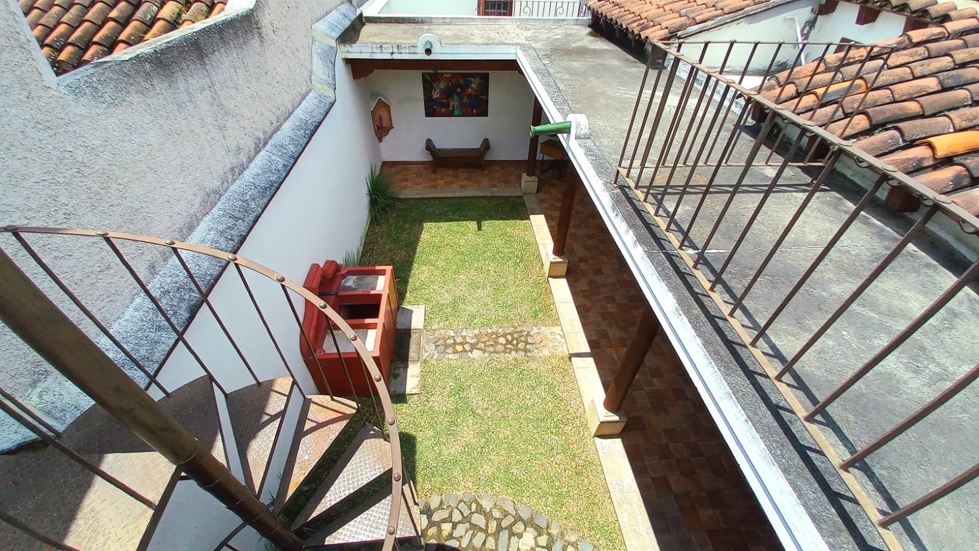 HERMOSA CASA EN RENTA DENTRO DE CONDOMINIO EN JOCOTENANGO.  - Miniatura 14