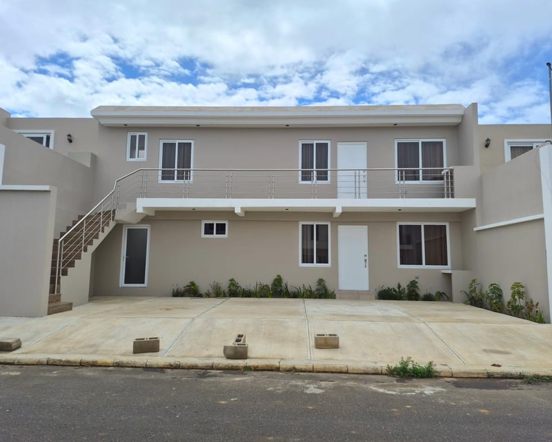 VENTA Casa CAES Residencial Lo de Valdez Km 20.5 San José Pínula