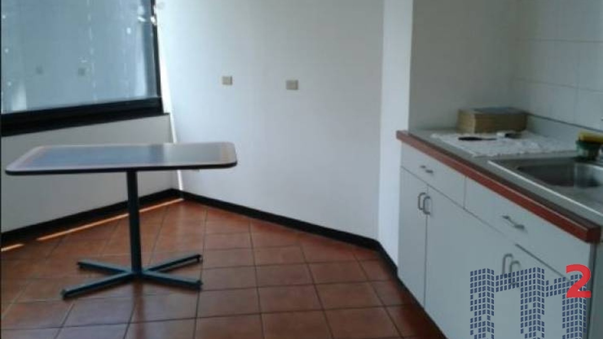 Oficina en Renta, Zona 10 (R8193) - Miniatura 3