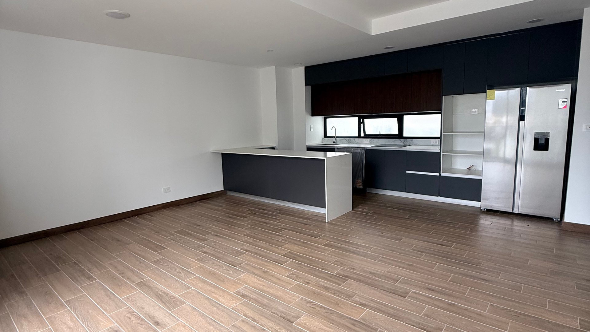 Hermoso apartamento en renta edificio boutique zona 15 - Miniatura 11