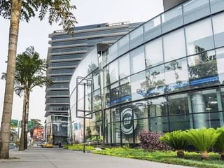 Oficina en Venta o Renta – Design Center, Zona 10 - 4