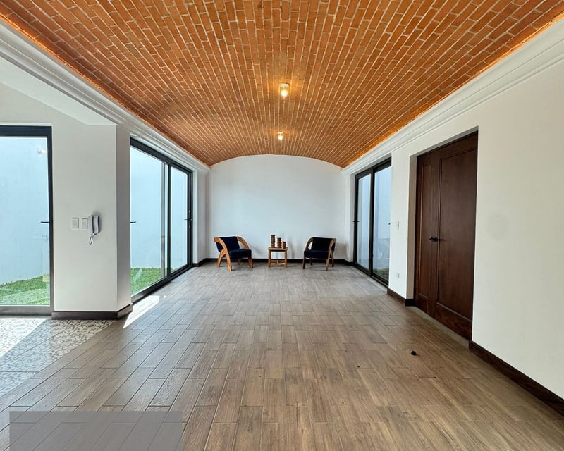 PRECIOSA CASA EN VENTA EN ANTIGUA