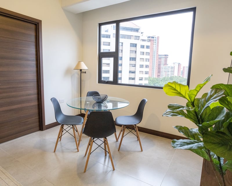 Apartamento amueblado, 1 hab. en alquiler o venta, Elemento zona 13