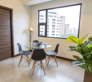 Apartamento amueblado, 1 hab. en alquiler o venta, Elemento zona 13