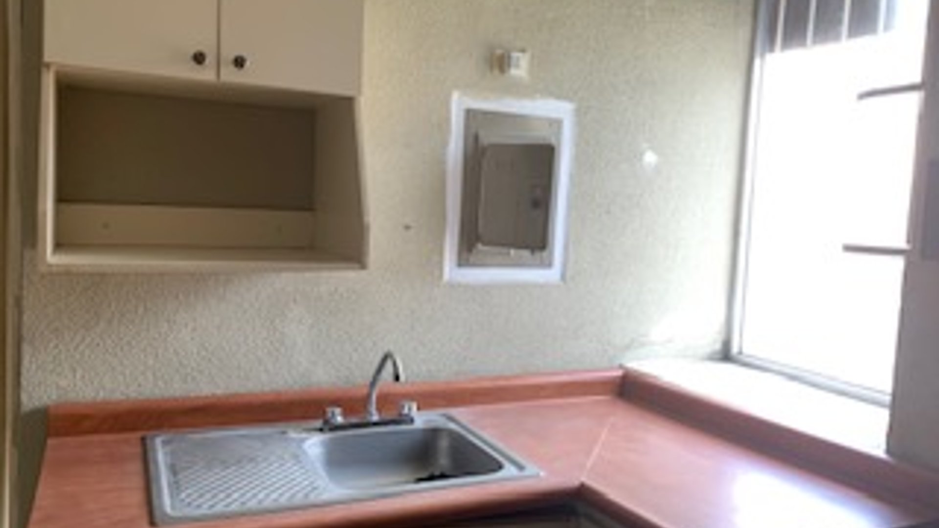 Vendo Casa en Condominio Altos de Fuentes; San Miguel Petapa - Miniatura 3