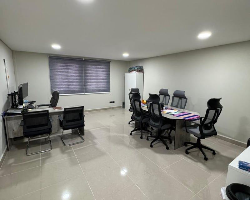 Bodega en venta con facil acceso en zona 5 de Mixco Ref-5531