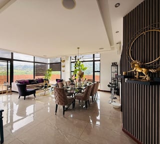 ALQUILER DE PENTHOUSE CON AMPLIA TERRAZA - CATALONIA, ZONA 15