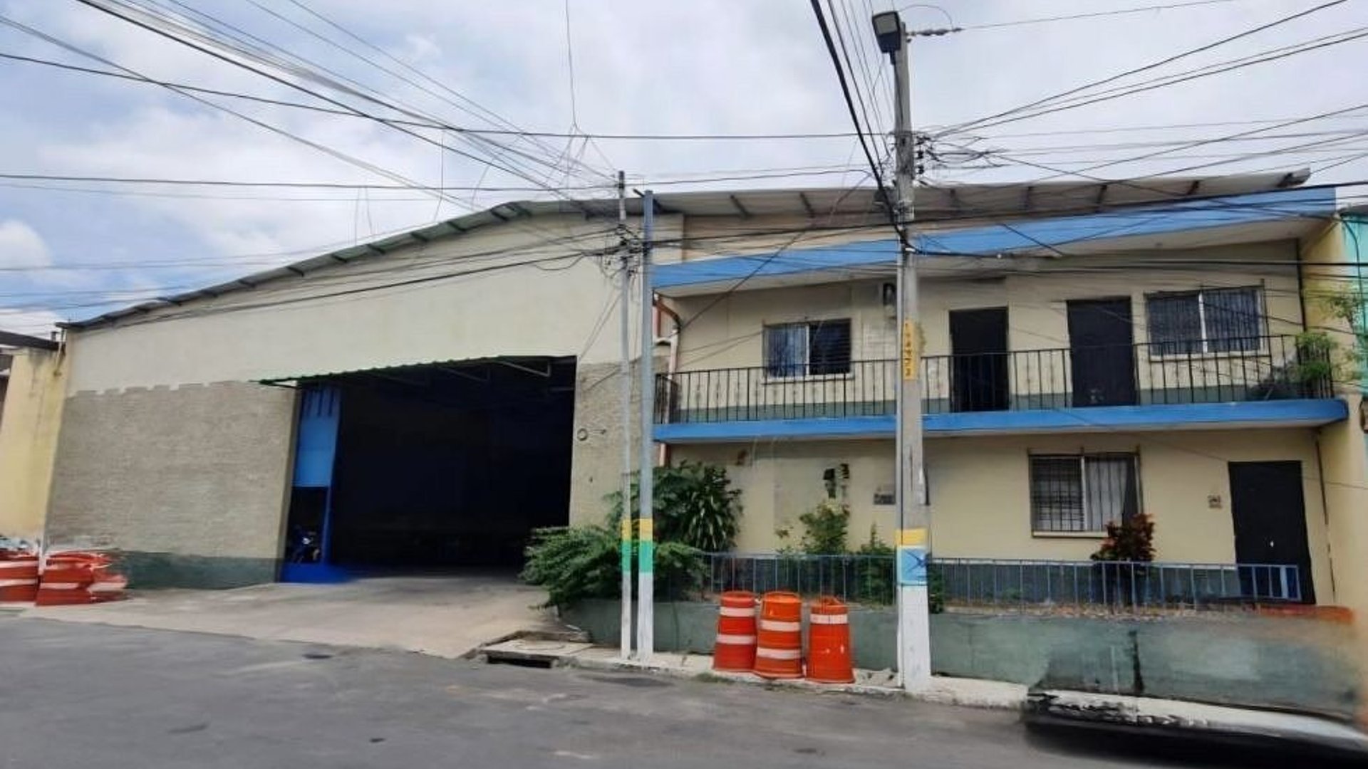 Bodega en Venta con Oficinas en San Miguel Petapa | 754 m² | Propiedad con Renta
