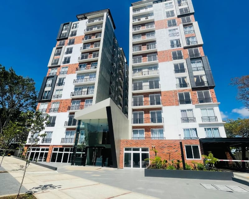 Apartamento en renta en Edificio Vertical Zapote zona 2 - Miniatura 2