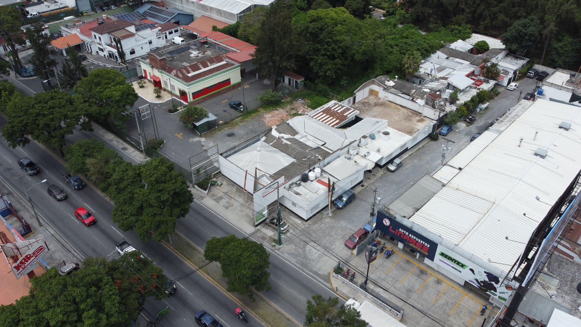 Propiedad Comercial en Alquiler | Avenida Petapa - Miniatura 2