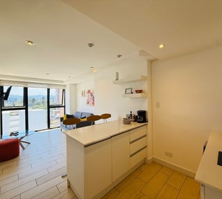 ALQUILER DE APARTAMENTO AMUEBLADO - QUO, ZONA 4