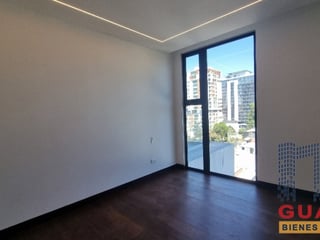 Apartamento en Venta, Zona 10 (V9998) - 3