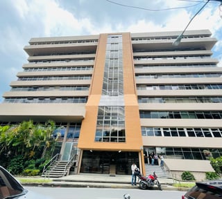 ALQUILER DE CÉNTRICAS OFICINAS DESDE 80MT2 - PLAZA MARÍTIMA, ZONA 10