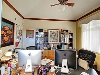 CAÑADAS DE ELGIN/ Casa Amueblada en Venta, zona 13 - Image 33