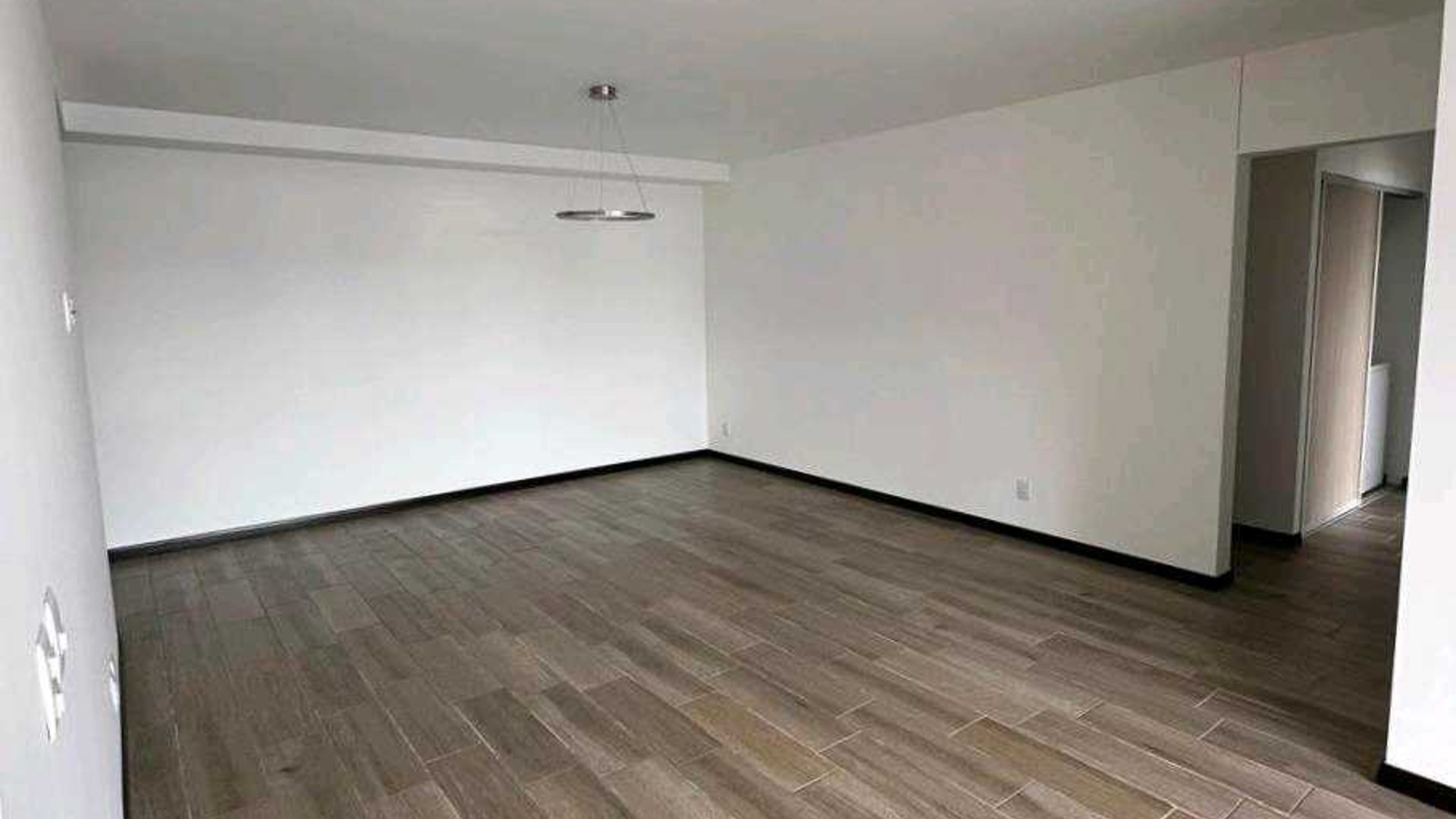APARTAMENTO EN ALQUILER???? Edificio Seghería, Zona 14, La Villa - Miniatura 5