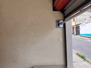 RENTA Local vía transitada Boca del Monte Villa Canales - Image 3