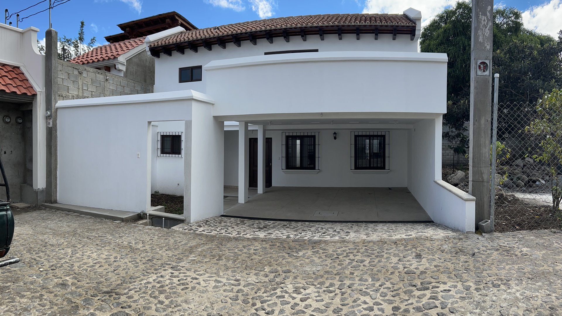 Casa Amplia muy cerca de Antigua Guatemala!