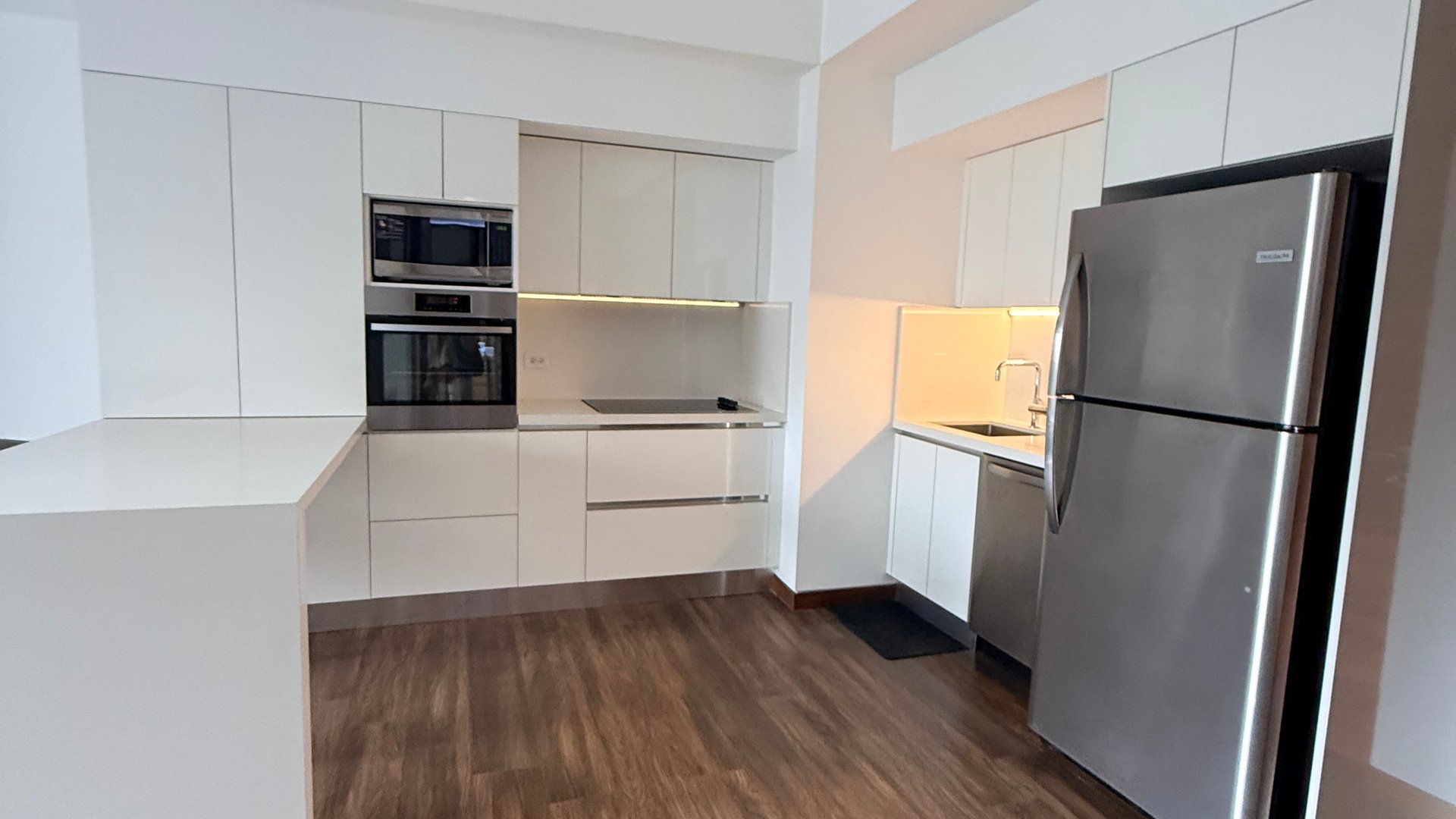 Lindo apartamento amueblado en zona 10, Avia . - Miniatura 5