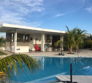 Lujosa Casa en Venta en Juan Gaviota Guatemala