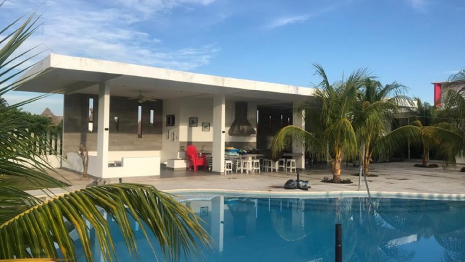 Lujosa Casa en Venta en Juan Gaviota Guatemala