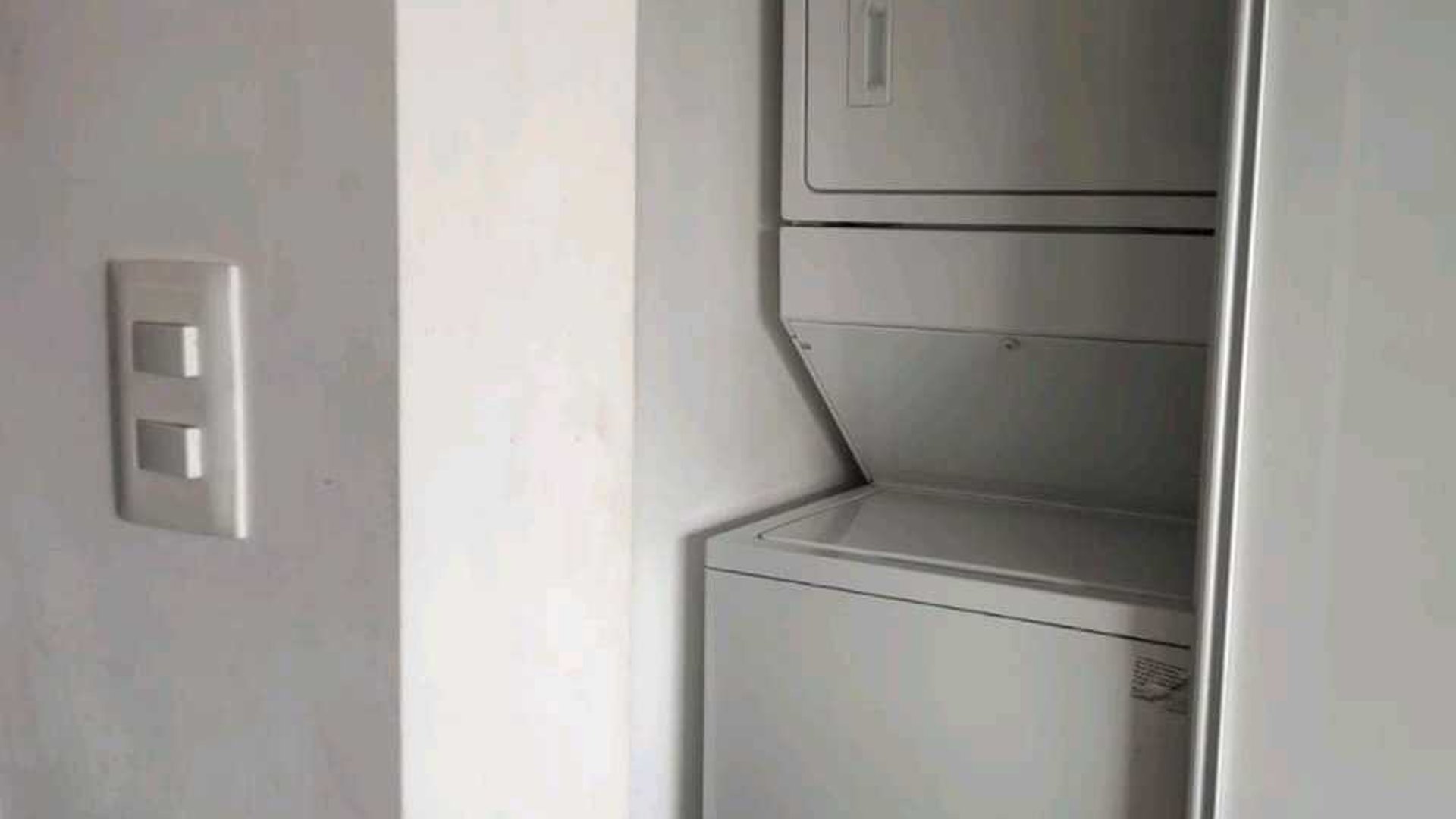 APARTAMENTO AMUEBLADO EN ALQUILER???? Edificio Be14 / La Villa, Zona 14 - Miniatura 4