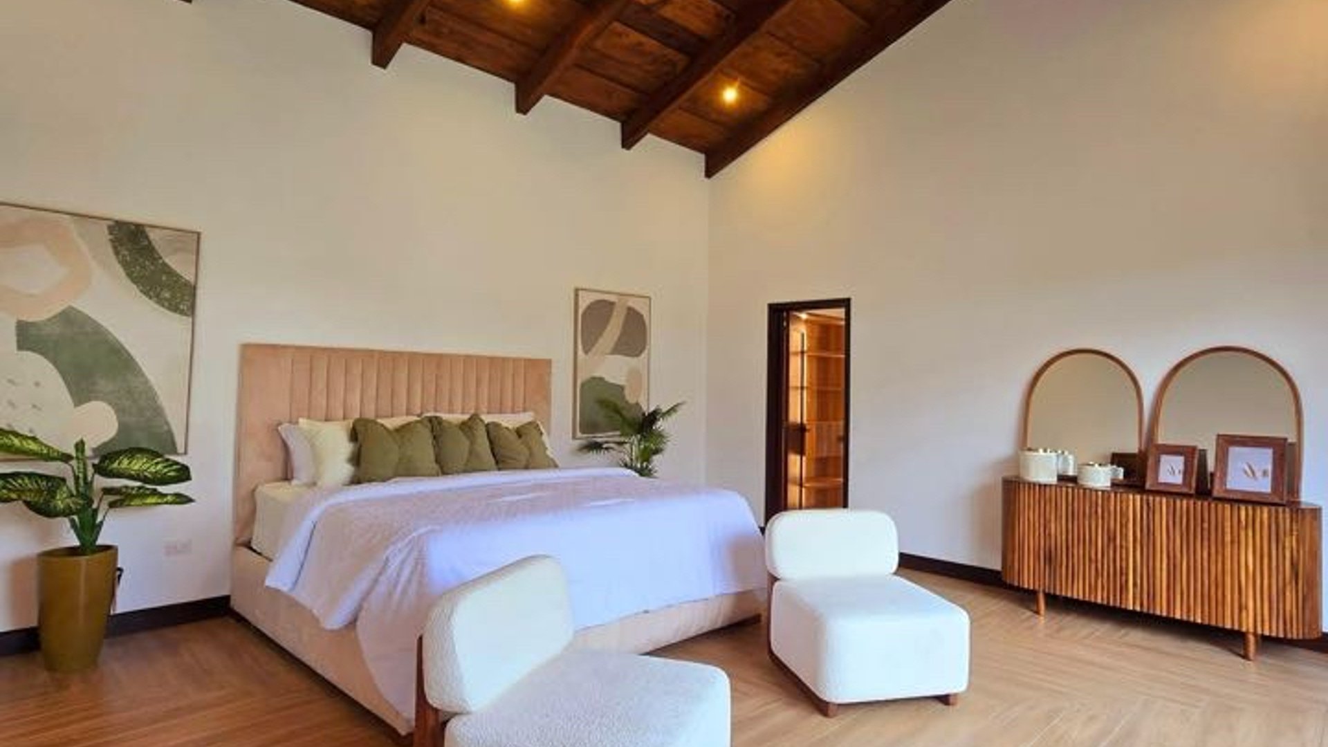CASA EN VENTA EN ANTIGUA GUATEMALA - Miniatura 9