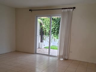 Hermosa Casa en retna en zona 16 - Jardines de San Isidro Ref-6097 - 5