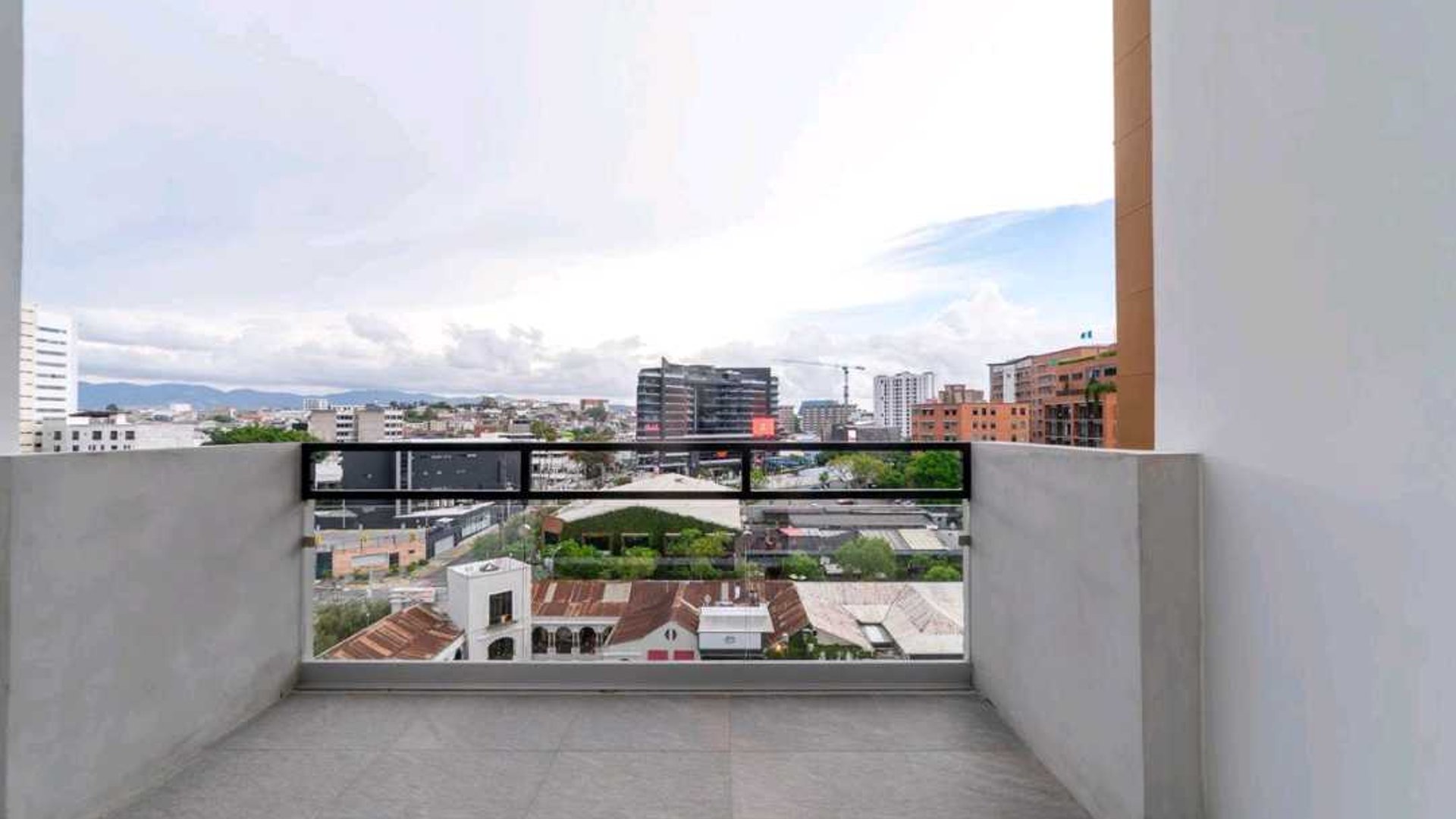 APARTAMENTO EN ALQUILER???? Edificio Inara 4 Norte, Zona 4 - Miniatura 10