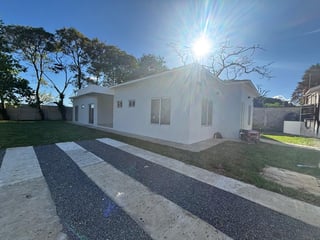 BRAND NEW HOUSE FOR SALE AND RENT IN CONDOMINIUM KM 26.5 ROAD TO STA ELENA BARILLAS - Image 1