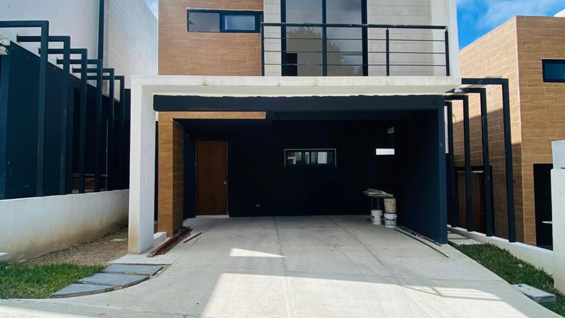 CASA EN VENTA CONDOMINIO 7 GOTAS DE SAN VICENTE (KM 16.5 CAES)