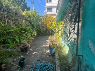 Casa de esquina en venta en Colonia el Rodeo zona 7 - 5