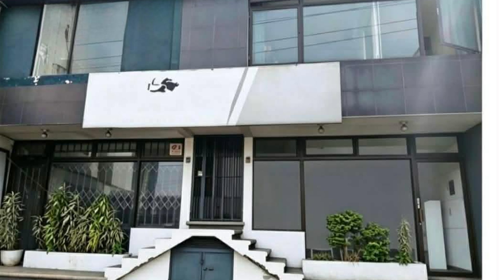 ALQUILER DE LOCAL COMERCIAL - BLVD. LOS PROCERES, ZONA 10 - Image 1