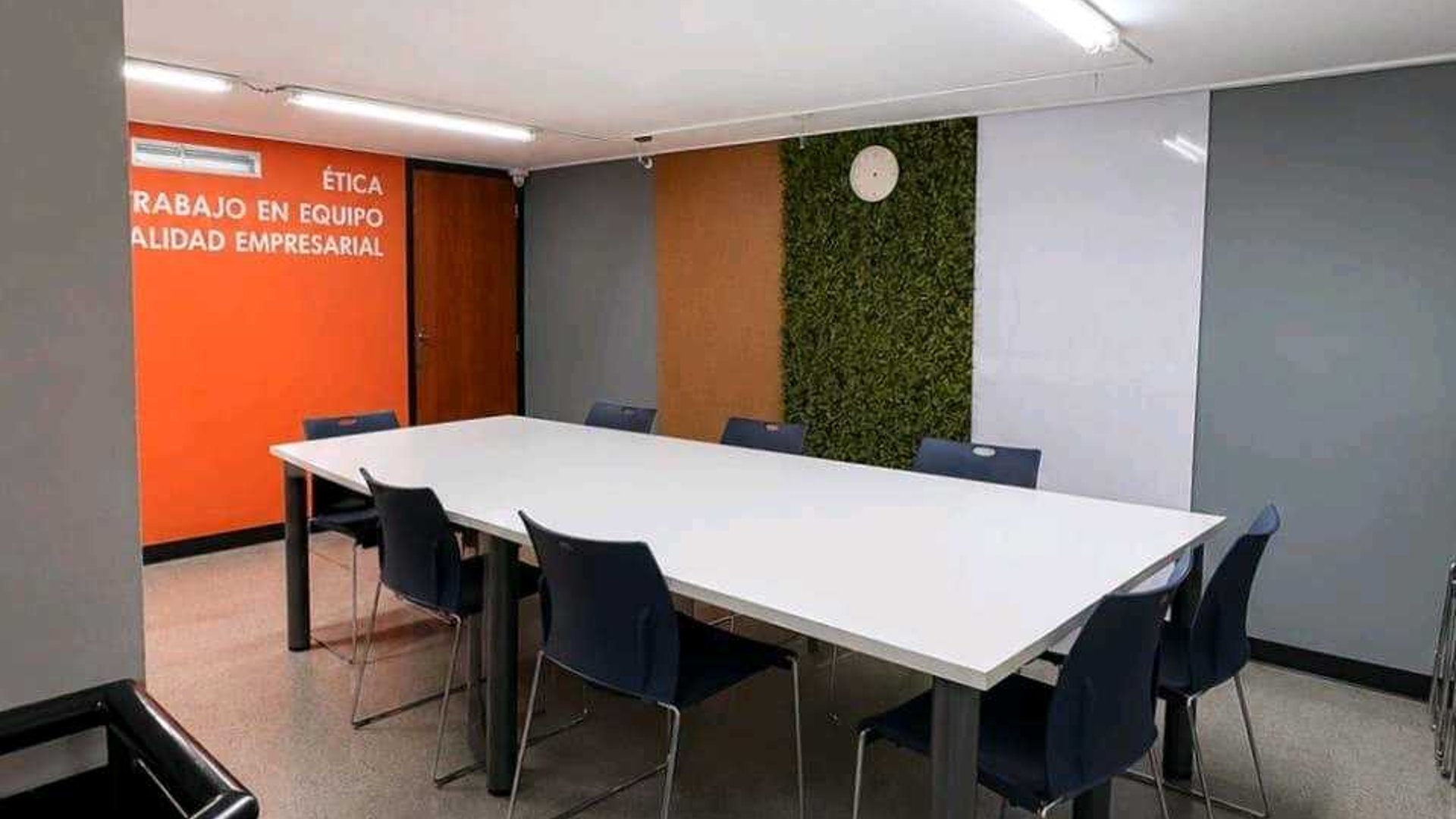 PROPIEDAD COMERCIAL EN ALQUILER????Avenida Reforma, Zona 10 - Miniatura 5