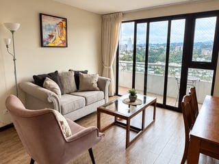 Apartamento amueblado en Torre 360, zona 15 - 4