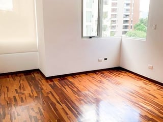 Apartamento en Renta  Zona 14 Torre Quattro - 5