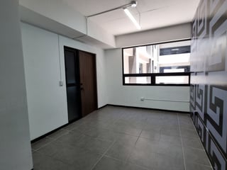 Oficina en venta en Nova Reformador zona 9 - 5
