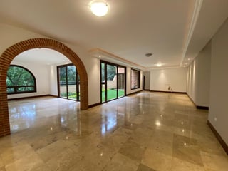 Casa de 4 habitaciones en venta, Encinos de Cayalá zona 16 - 2