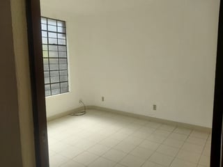 Casa ideal para Clinicas en Zona 10 - 3