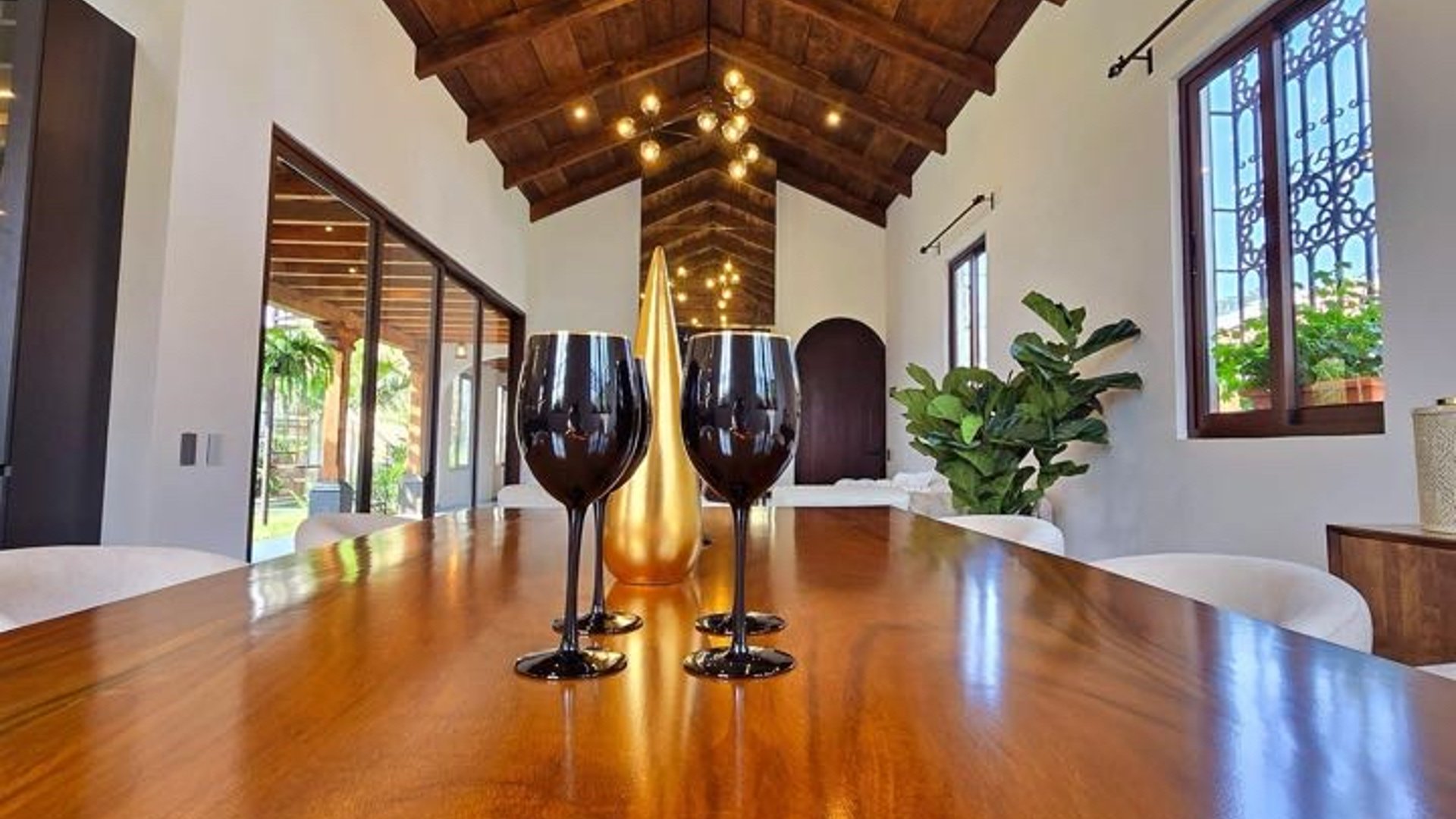 CASA EN VENTA EN ANTIGUA GUATEMALA - Miniatura 4