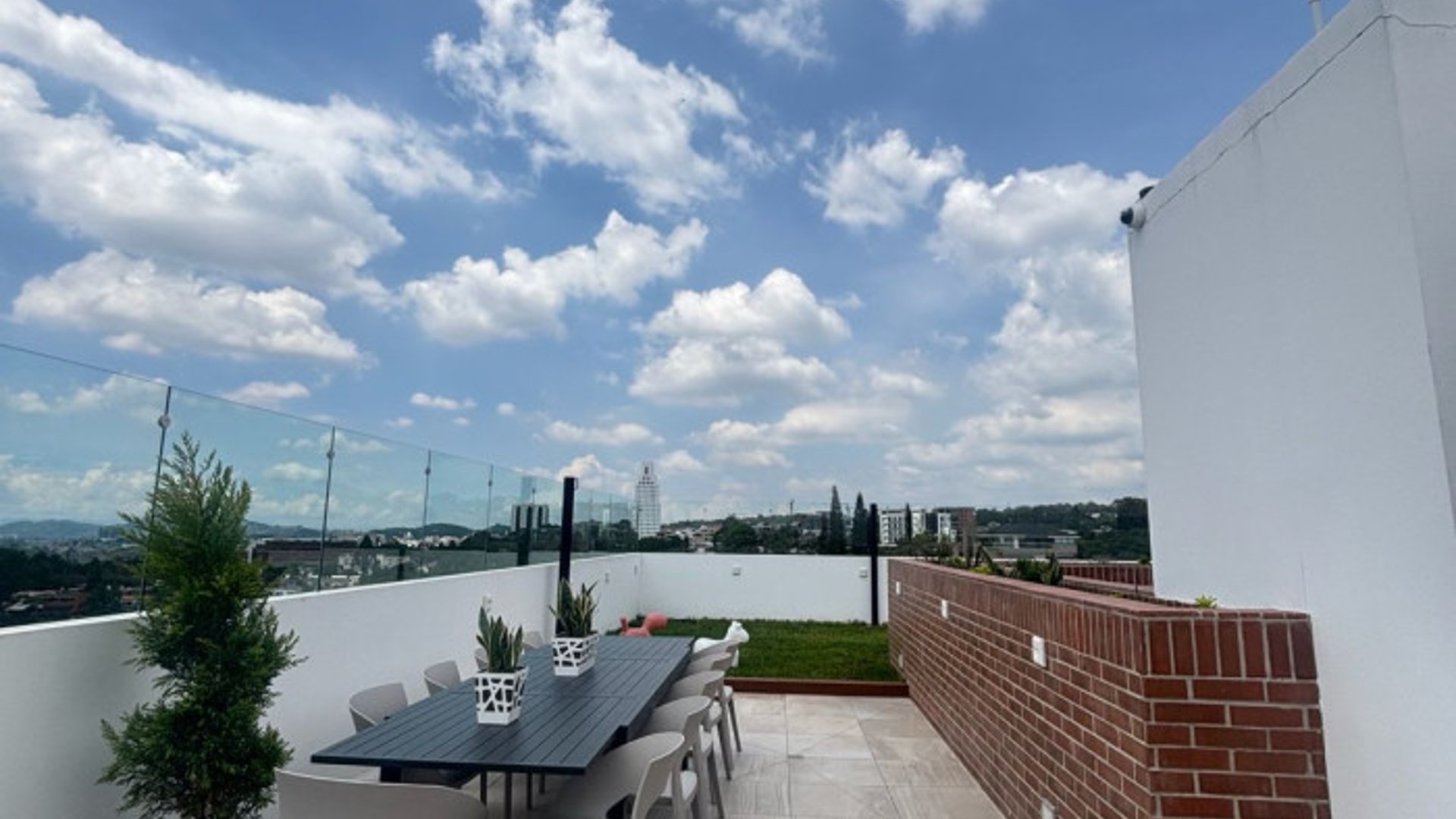Apartamento en renta en zona 15 Vista Hermosa 1 - Miniatura 15