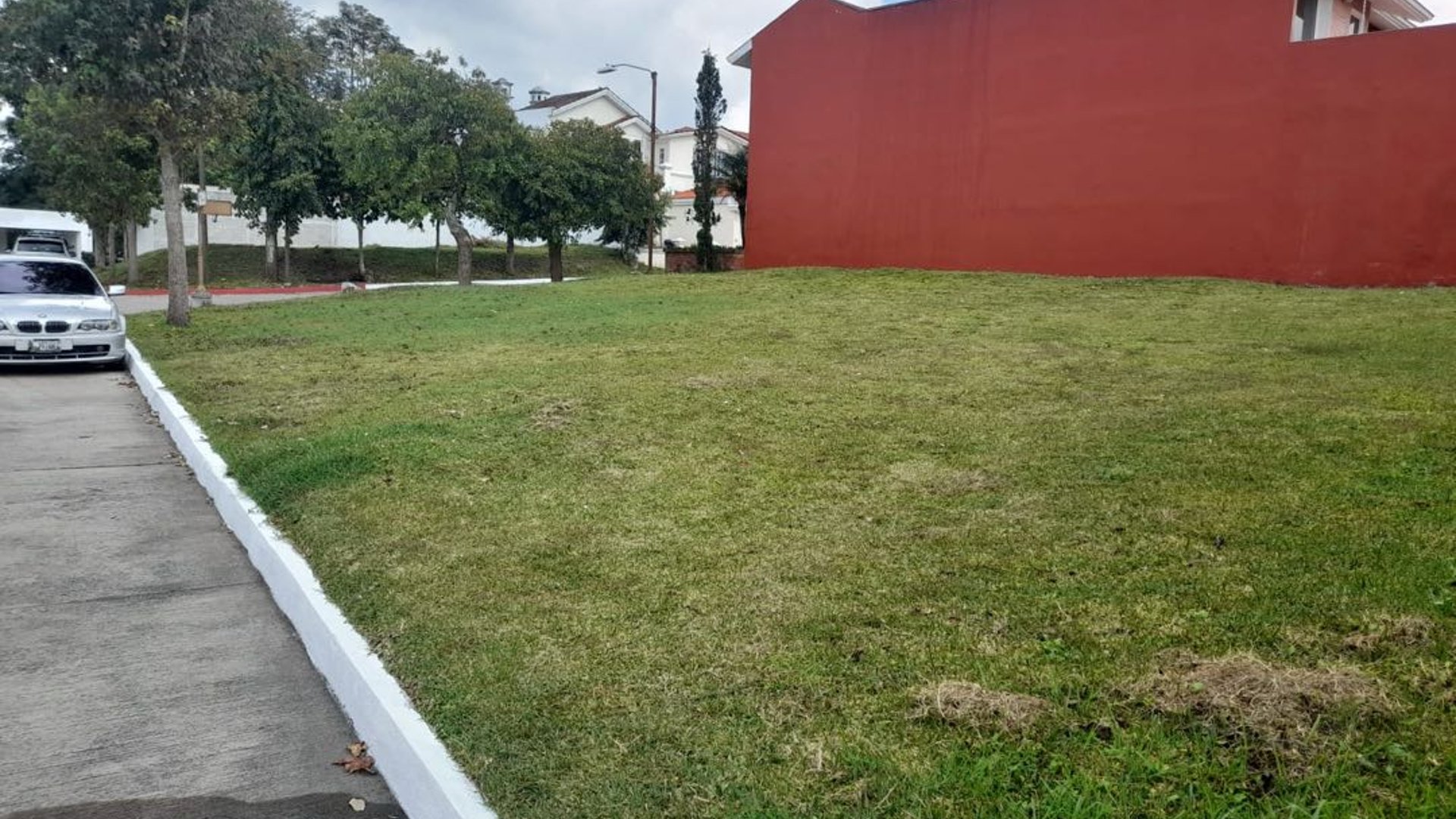 Vendo Terreno en La Foresta Km. 20 Fraijanes - Miniatura 9
