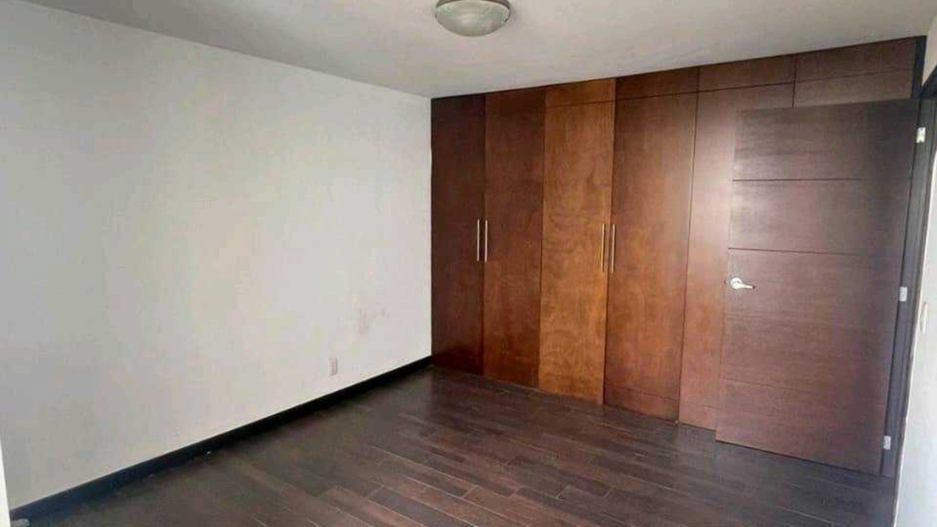 APARTAMENTO EN ALQUILER ????Edificio Attica II, Zona 14 - Miniatura 8