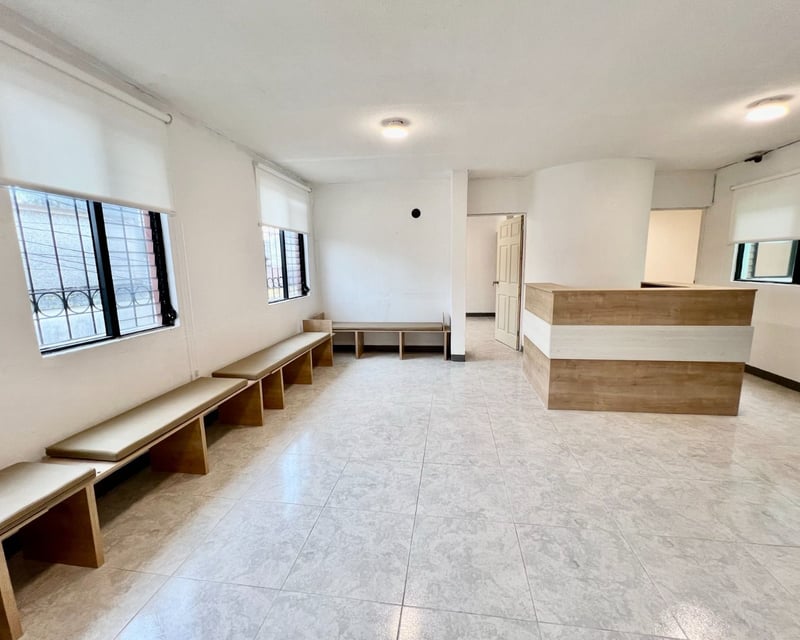 Espacios para Oficinas o Clínicas en Alquiler, zona 1