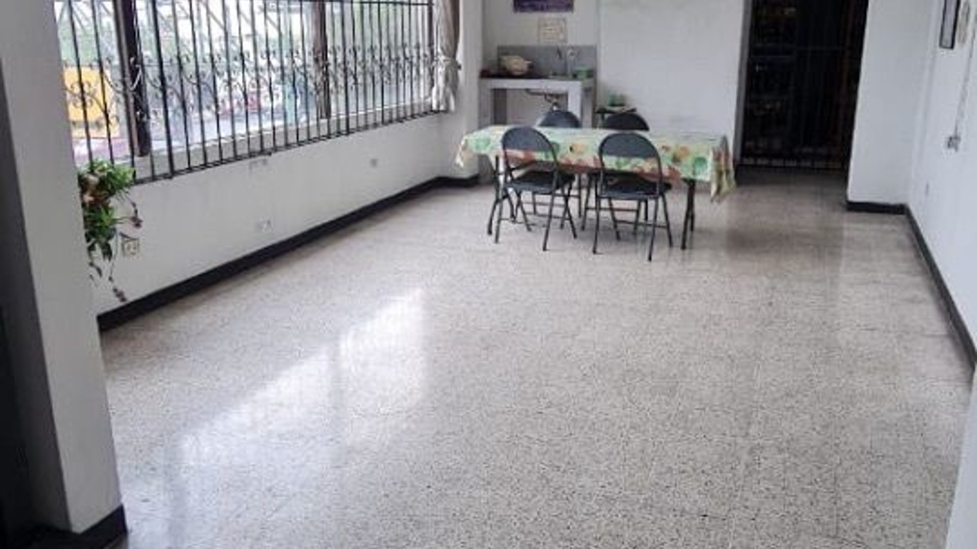 BODEGA EN VENTA SOBRE AGUILAR BATRES, zona 11 - Miniatura 7
