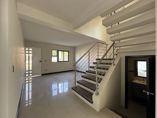 Casa en Venta Hacienda Real, zona 16 - 2