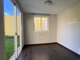 Casa en Alquiler Condominio Entreverdes Km. 20.5 carretera a Fraijanes - Image 23