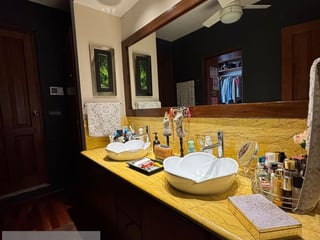 CAÑADAS DE ELGIN/ Casa Amueblada en Venta, zona 13 - Image 17