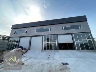 Complejo de Bodegas en Venta Frente al Mayan Golf - Image 15