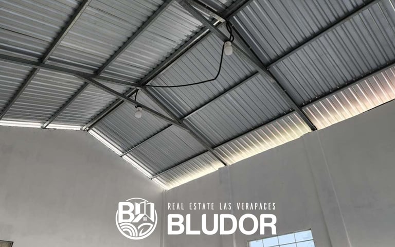 Cobán Bodega Céntrica en Renta de 50 m2 - Miniatura 5